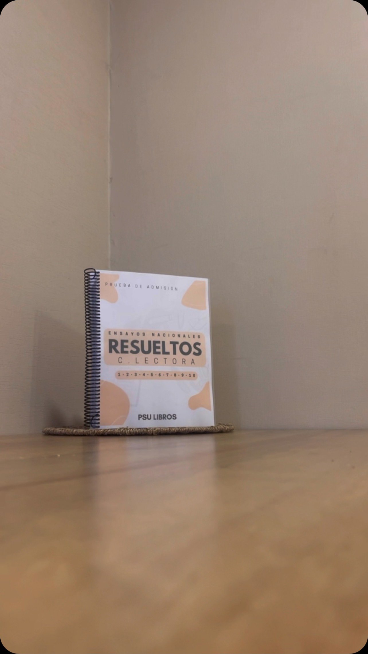 ¡Prepárate para la PAES con todo lo que necesitas!
Más de 20 libros, +70 ensayos resueltos paso a paso y resúmenes completos de cada materia te esperan en
www.psulibros.com
Paga fácil y seguro con Transbank, transferencia o Flow
Webpay.
¿Listo para asegurar tu puntaje?